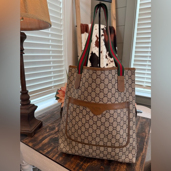 Gucci Handbags - Vintage Gucci Plus Sherry line Tote